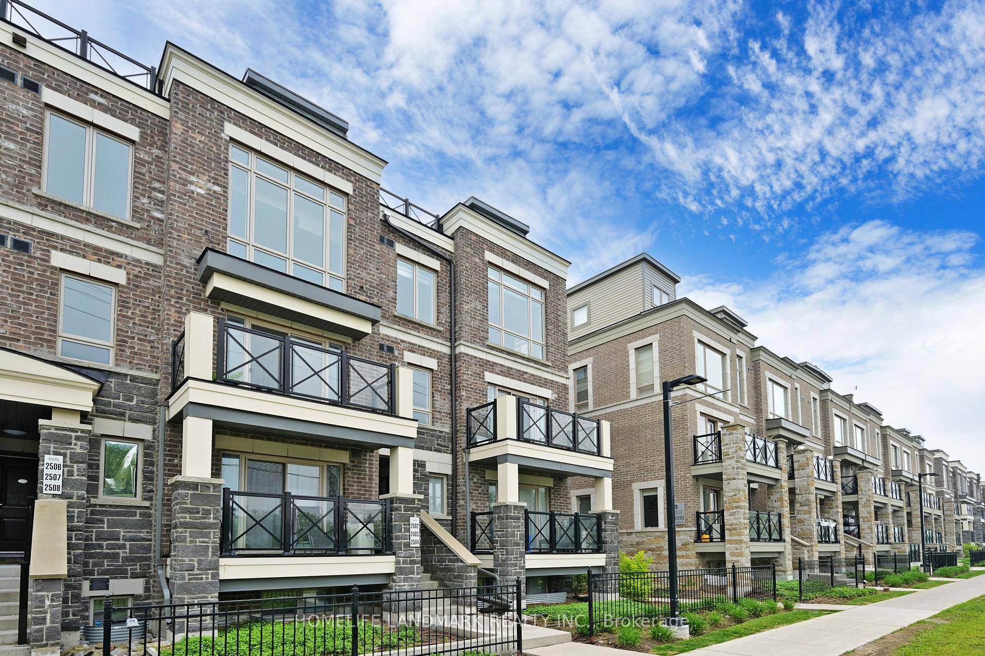 This exceptional, upgraded 1, 190 sq.