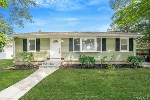 Welcome to this beautifully renovated 3 bedroom, 1 bath home located in the desirable Connetquot School District.