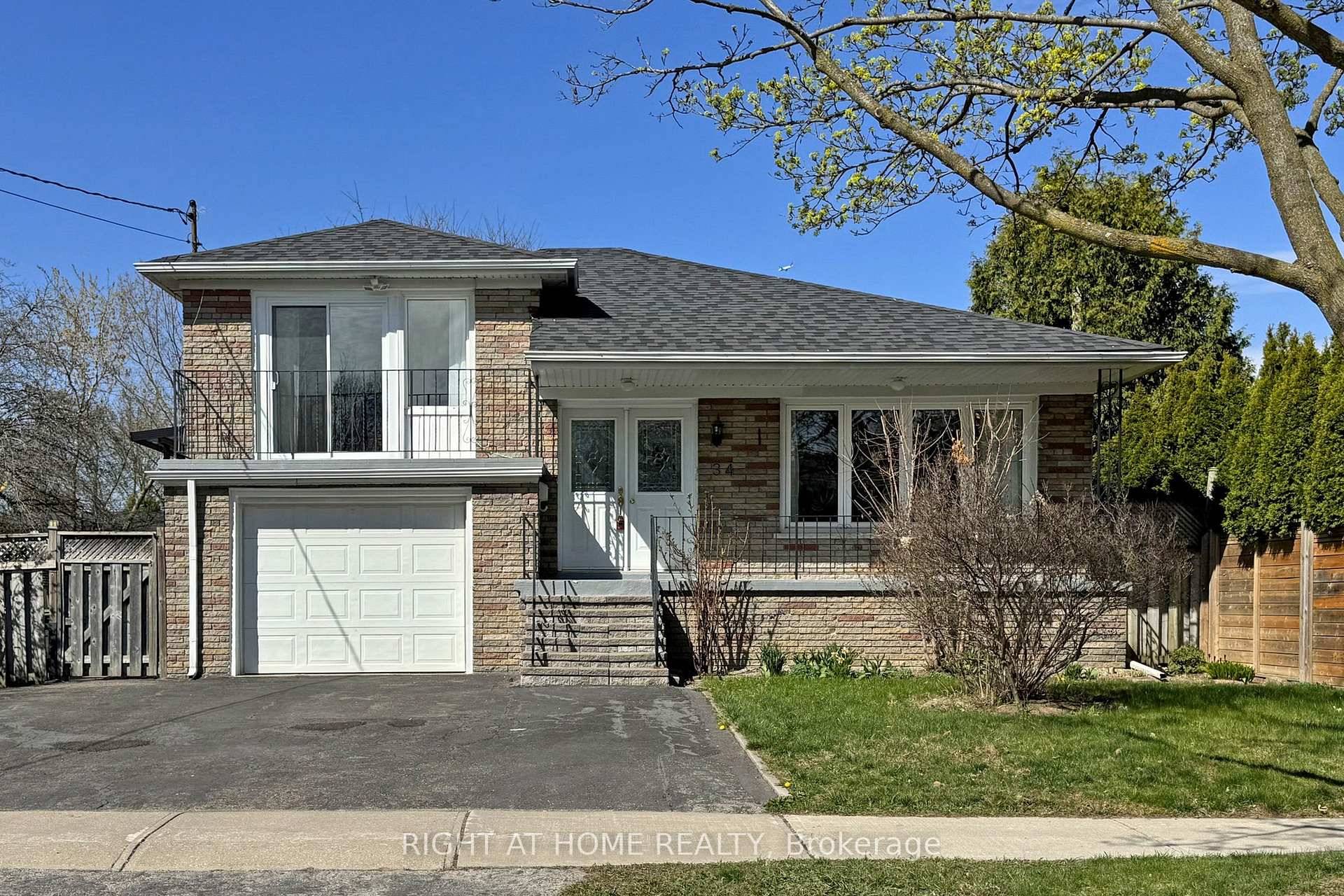 Move in ready and investment smart !