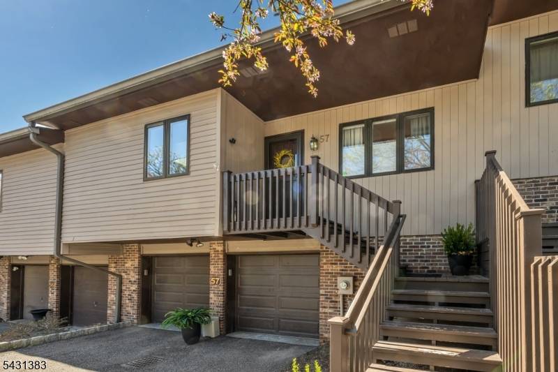 Step into 57 Peach Hill Court, where elegance and everyday living come together effortlessly !