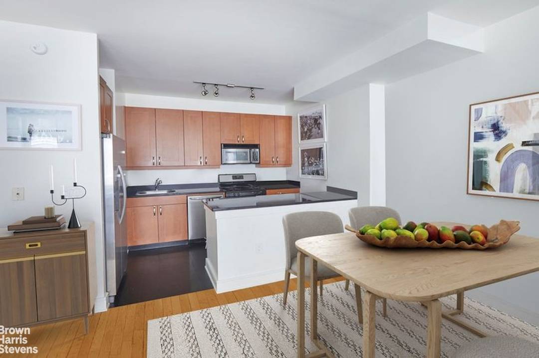APARTMENT 6J Welcome to this elegant 2 bedroom, 2 bath condominium at the highly sought after 99 Jane Street, located in the heart of the West Village.