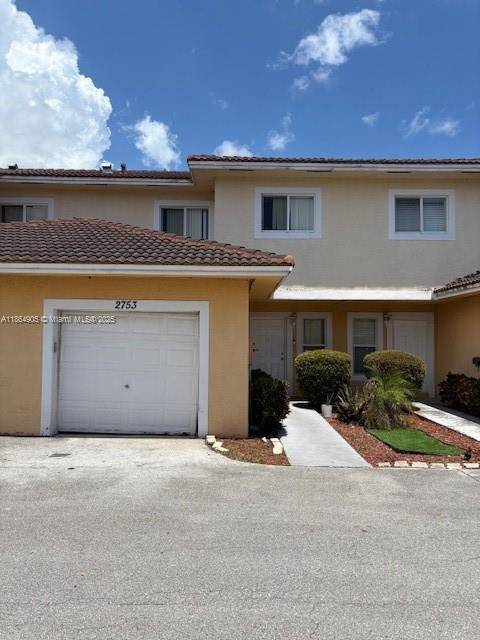 BUILT IN 2005, THIS 3 BED, 2 1 2 BATH TOWNHOME HAS EASY ACCESS TO MAJOR HGWYS BUT CLOSE ENOUGH TO THE BEACHES TO ENJOY THE SOUTH FLORIDA LIFESTYLE.