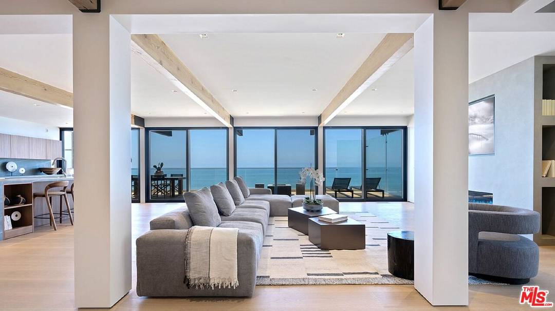 24548   Malibu Rd 2BR Malibu La