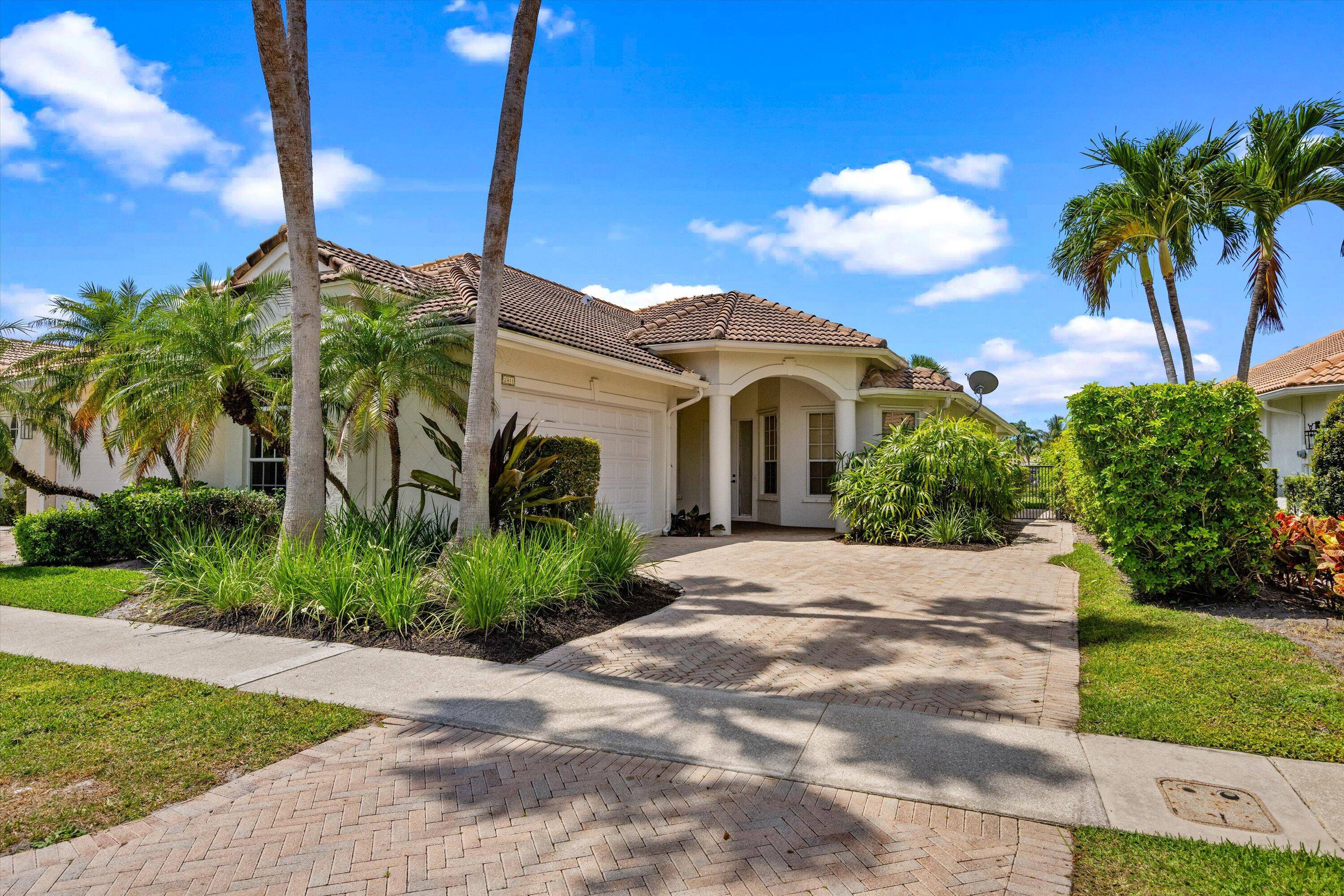Located in the heart of Wellington's prestigious Palm Beach Polo Country Club, located on Dunes Preserve.