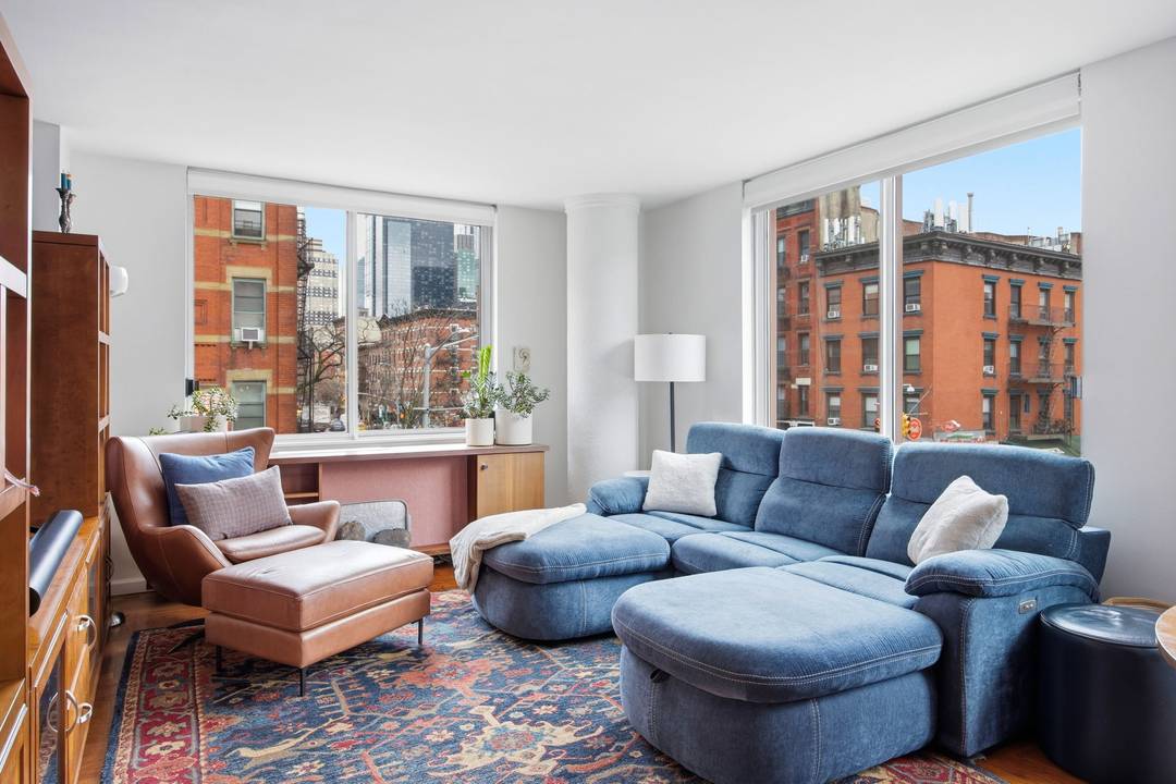 A sun filled corner 2 bed 2 bath with sweeping cityscape views, Residence 2G at Three Worldwide Plaza offers exceptional light, space, and lifestyle in one of Midtown West s ...