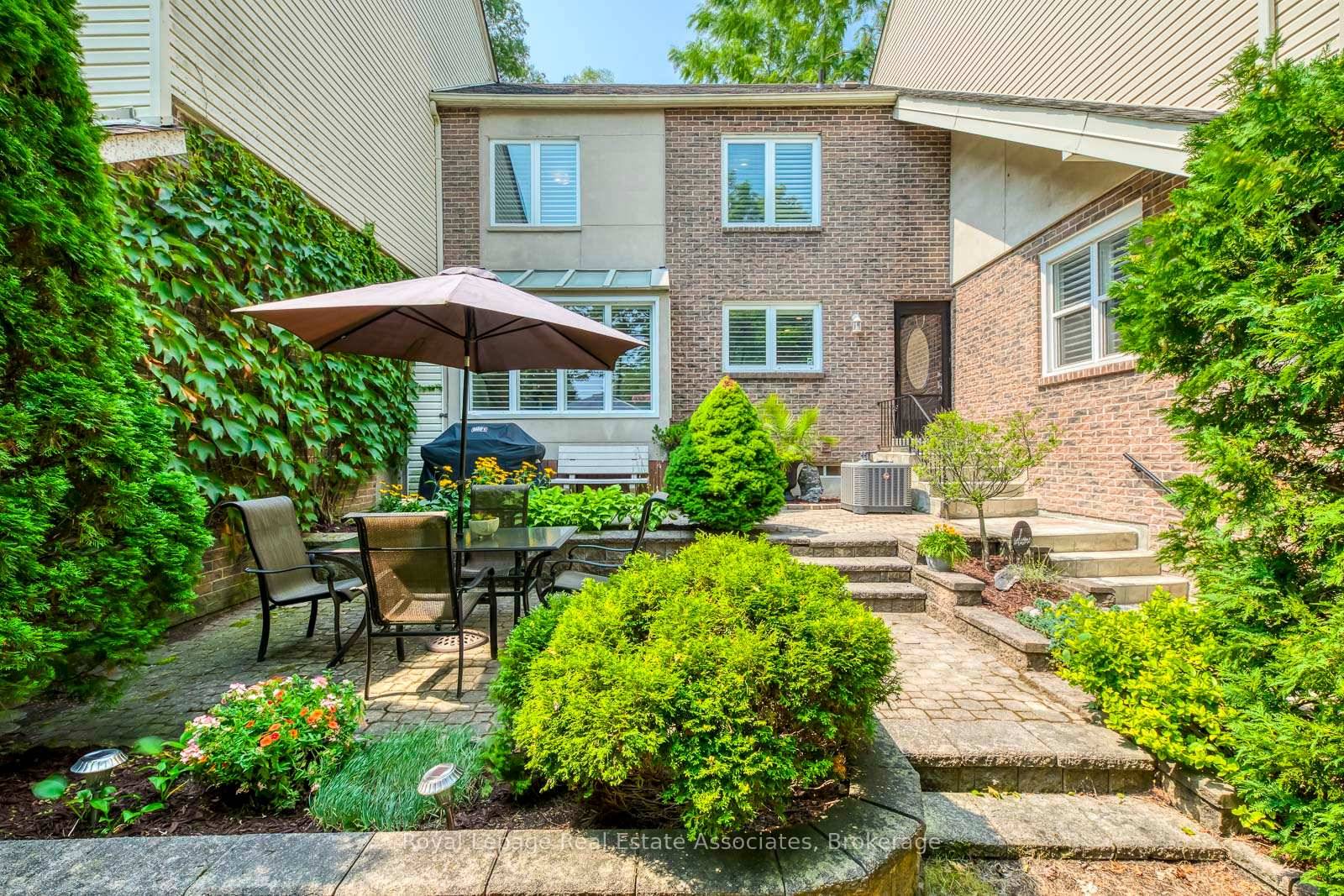 Seeing is believing with this beautiful 4 bed, 4 bath, freehold townhouse in Lorne Park School District No Fees !