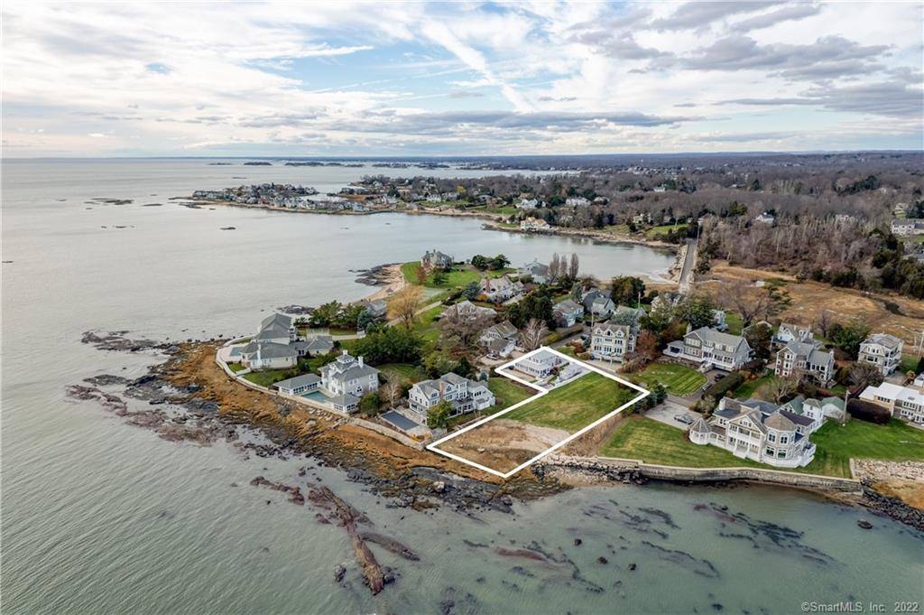 ANNUAL RENTAL FURNISHED OR UNFURNISHED WATERFRONT HOME.