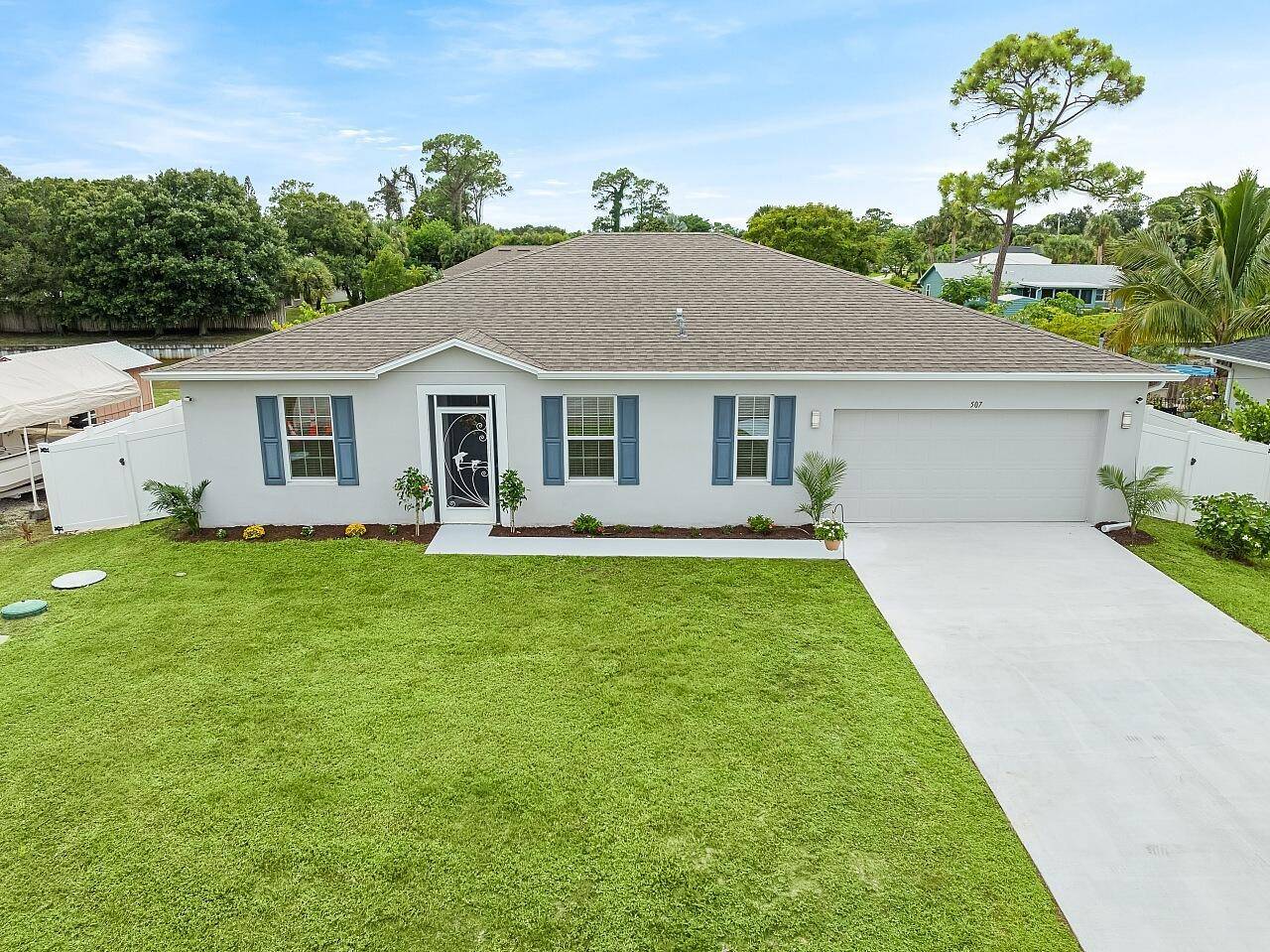 Canal Waterfront ! 5 Bedroom, 2 Bath, 2 Car Garage 2022 Maronda Built Willow Plan !