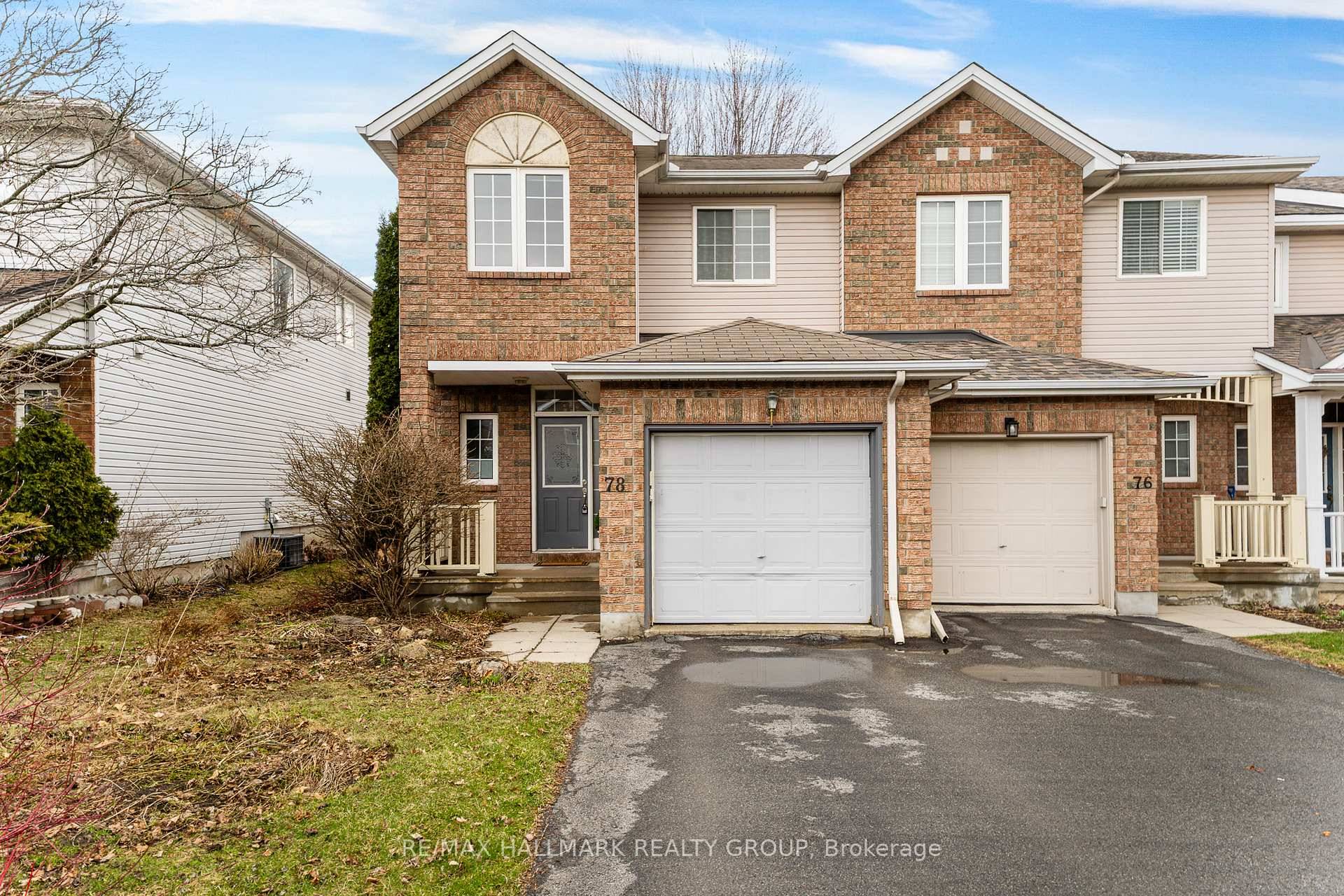 Welcome home ! Gorgeous three bedroom END UNIT townhome now available for purchase in the family friendly and sought after neighbourhood of Emerald Meadows.