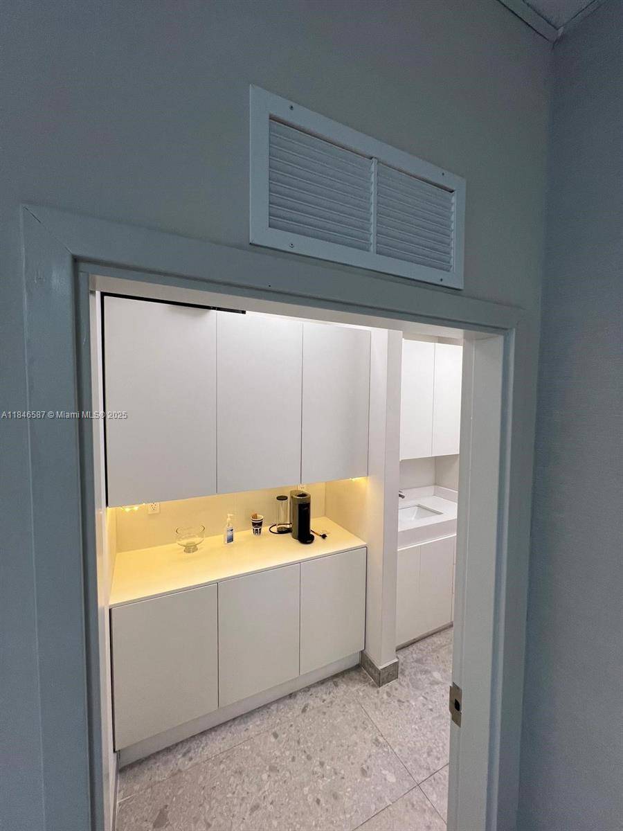 Office space at Ivory 214 in the Aventura Medical District.