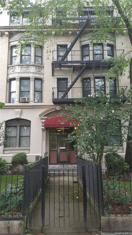 Charming building is set back from the sidewalk on Brooklyn's beautiful Eastern Parkway.