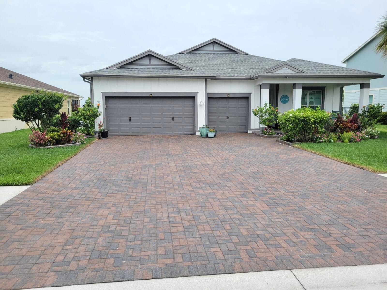 Welcome to this stunning 2021 built modern home that perfectly blends luxury, comfort, and convenience.