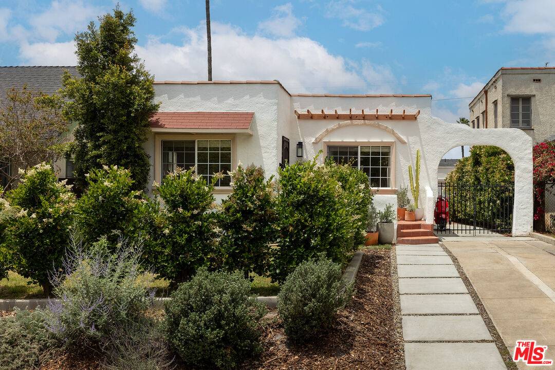 1309   Keniston Ave 3BR La