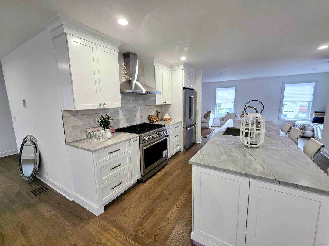 Brand New Construction Modern Luxury Meets Everyday Convenience !