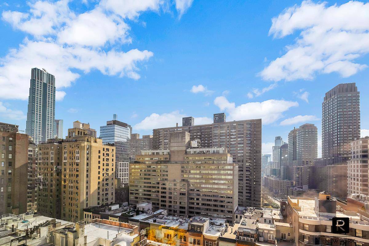 SUNSOAKED CITY VIEWS PRIME LOCATION !