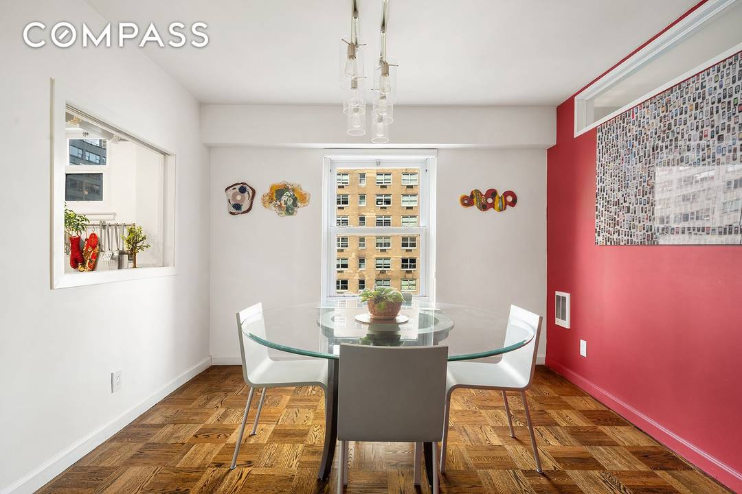 Generous proportions and a well designed layout define this expansive corner 2 bedroom with dining alcove, 2 bathroom residence at 501 East 79th Street.