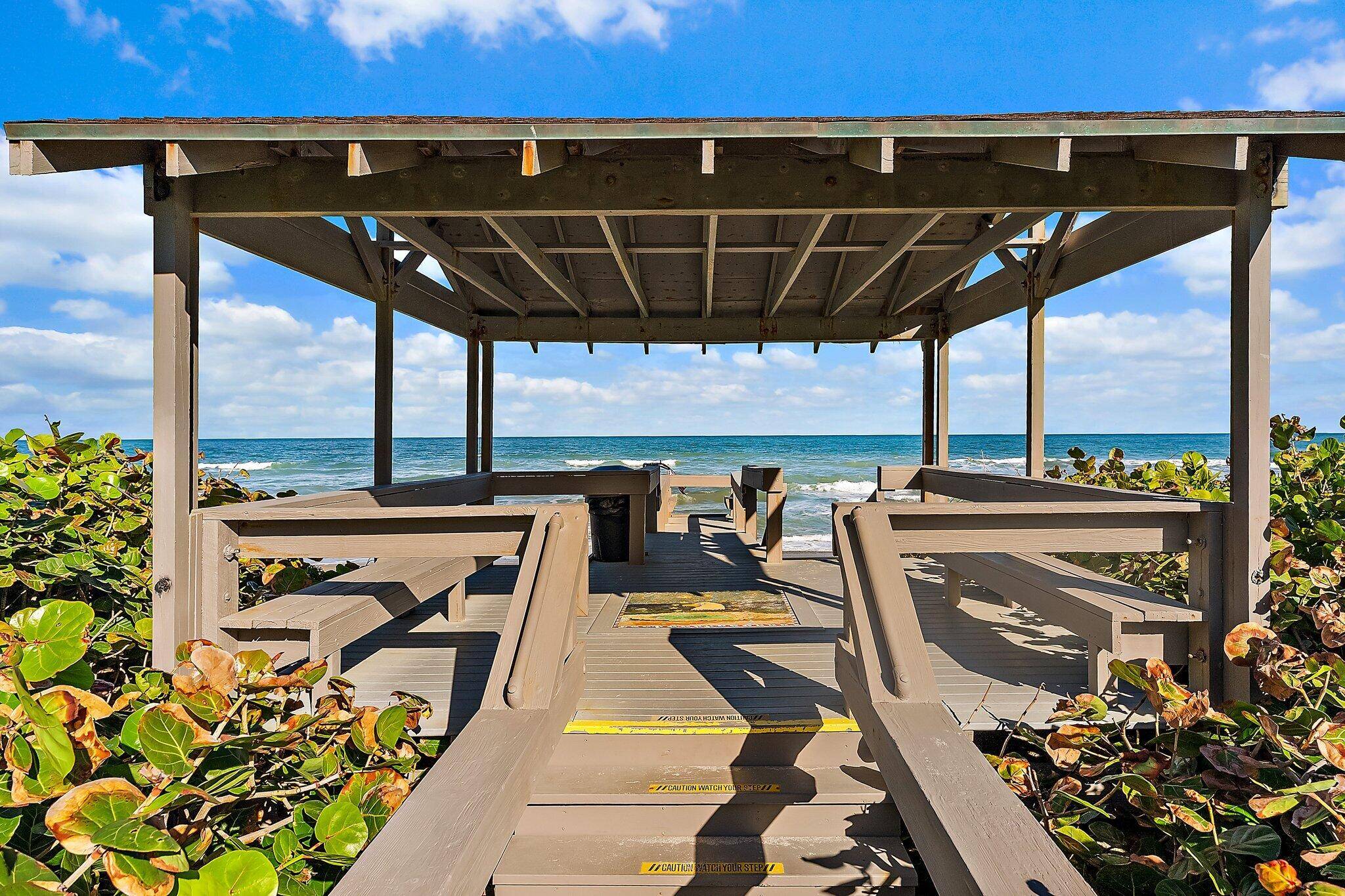 Welcome to your slice of paradise !
