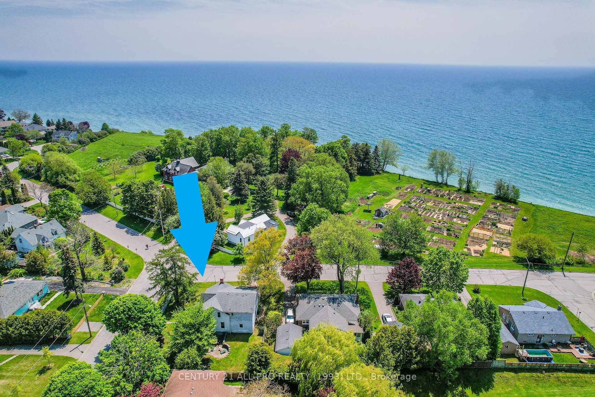Elegantly poised with glorious lake views.