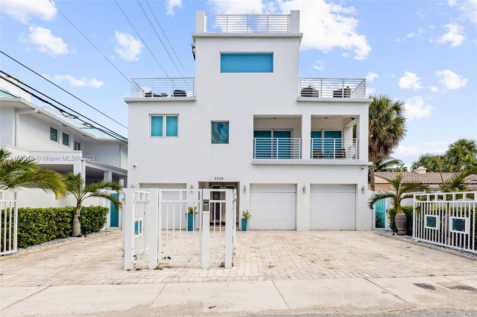 Remarkable smart luxury fully furnished house boasts 4 bedrooms den just one block from the beach.