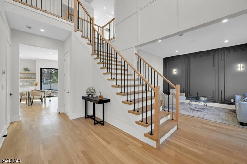 Welcome to this luxurious new construction 6 BR, 6.