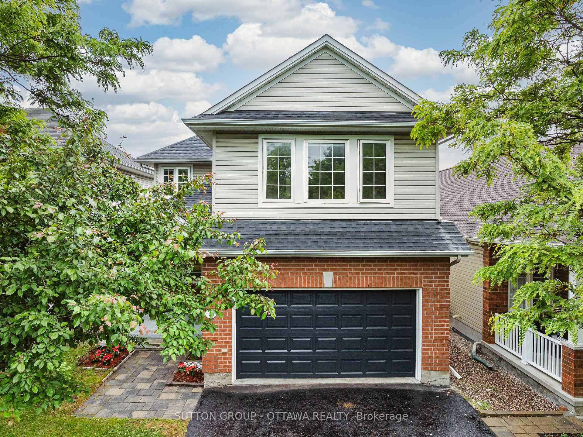 Welcome to 8 DUNN STREETthis ones got all the WOW without the WAIT !