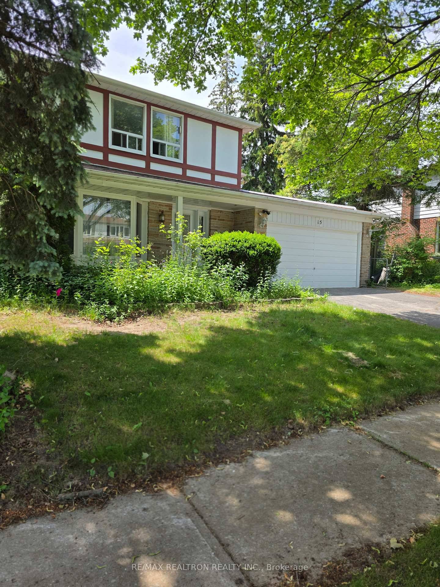 This is a rare opportunity to lease single rooms out of 7 bedrooms in both second floor and basement.
