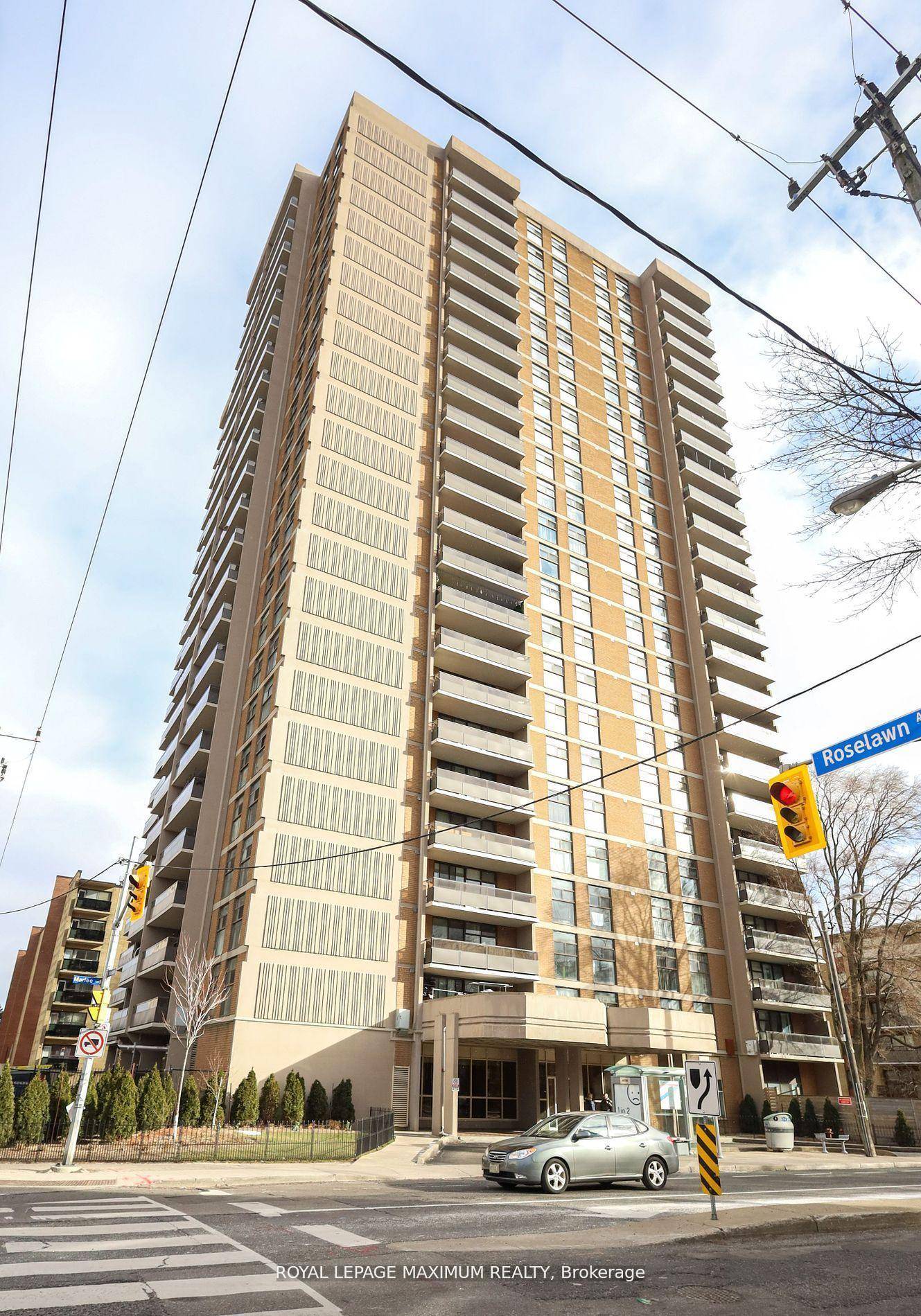 Location Location ! ! ! Well managed condo building at the corner of Marlee and Roselawn.