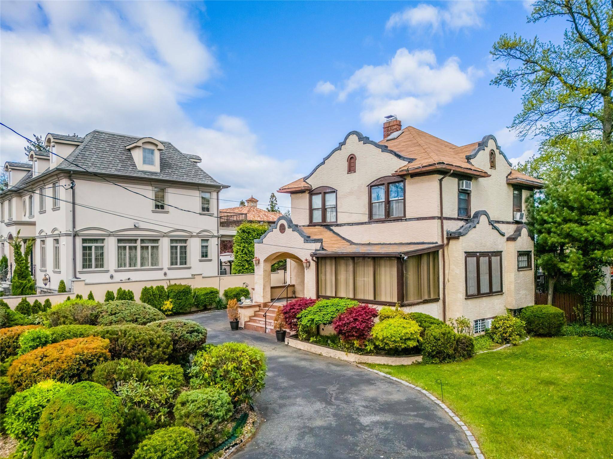 This beautiful home is located in the highly sought after Beechhurst neighborhood a truly desirable place to call home.