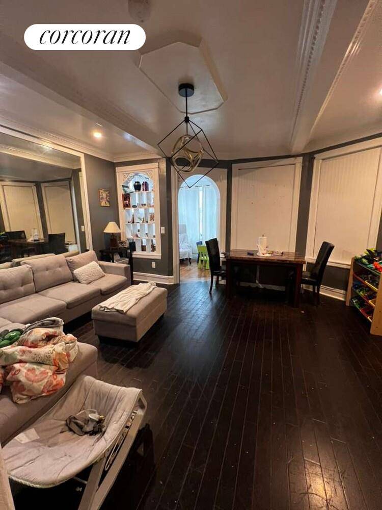 Outstanding Investment Opportunity !