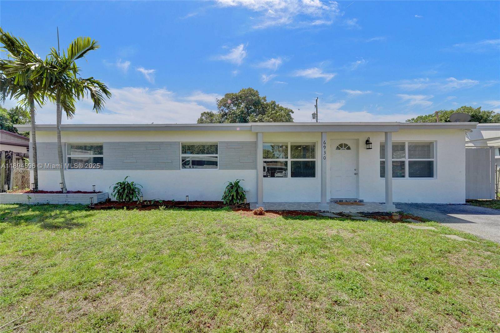 Drastically reduced Fully renovated 4 bedroom Home in prime Miramar Location !
