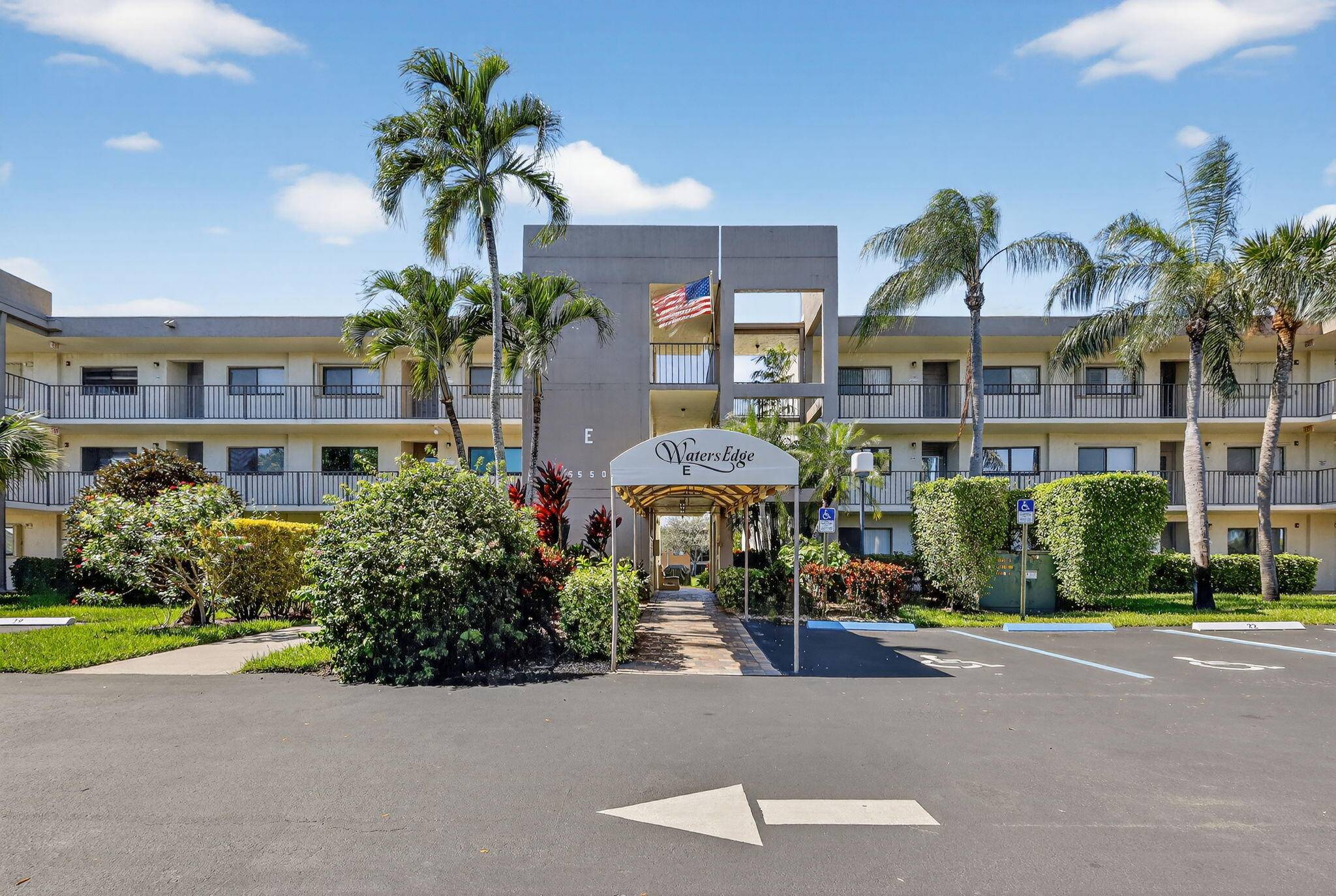 Enjoy this beautifully updated 1st floor corner unit with a wrap around water view in the vibrant community of Lakes of Delray.
