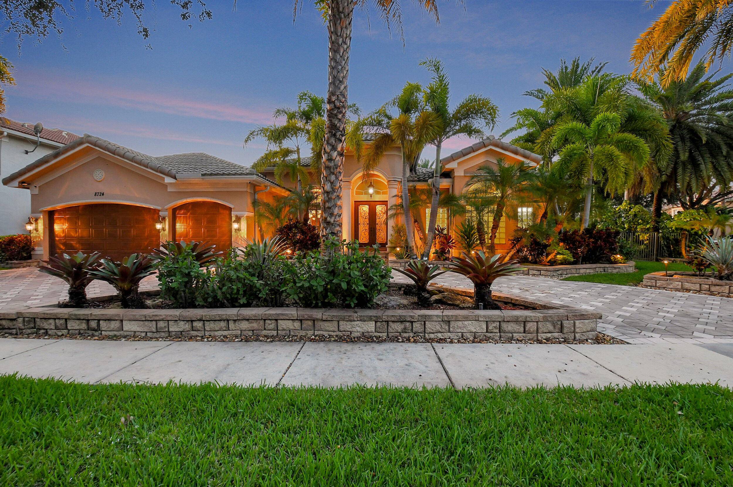 Welcome to your private resort !