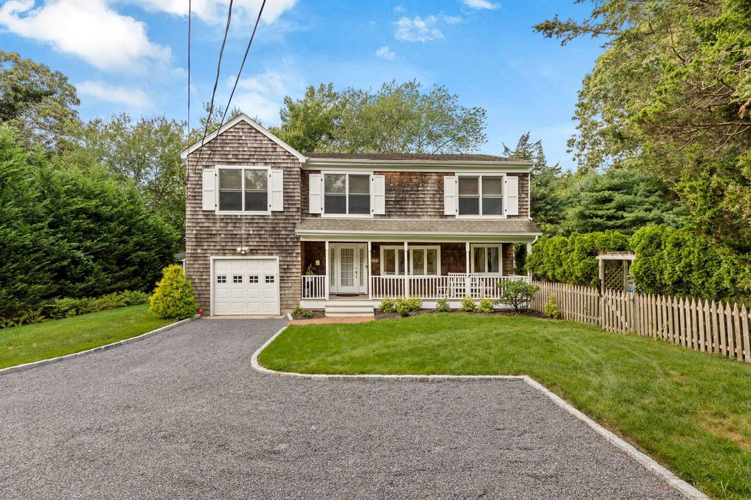 Private Gem in Southampton Near Peconic Bay