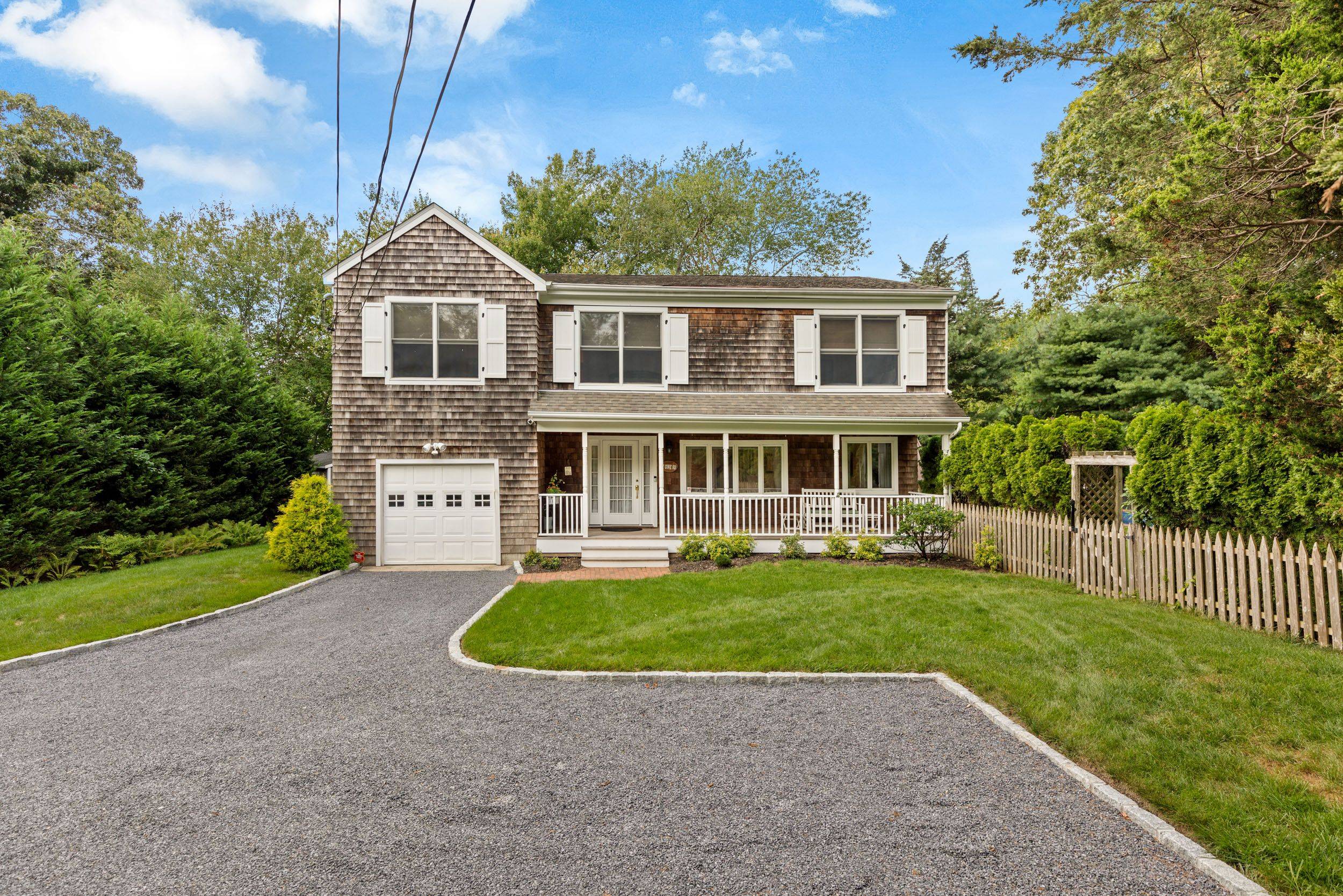 Private Gem in Southampton Near Peconic Bay