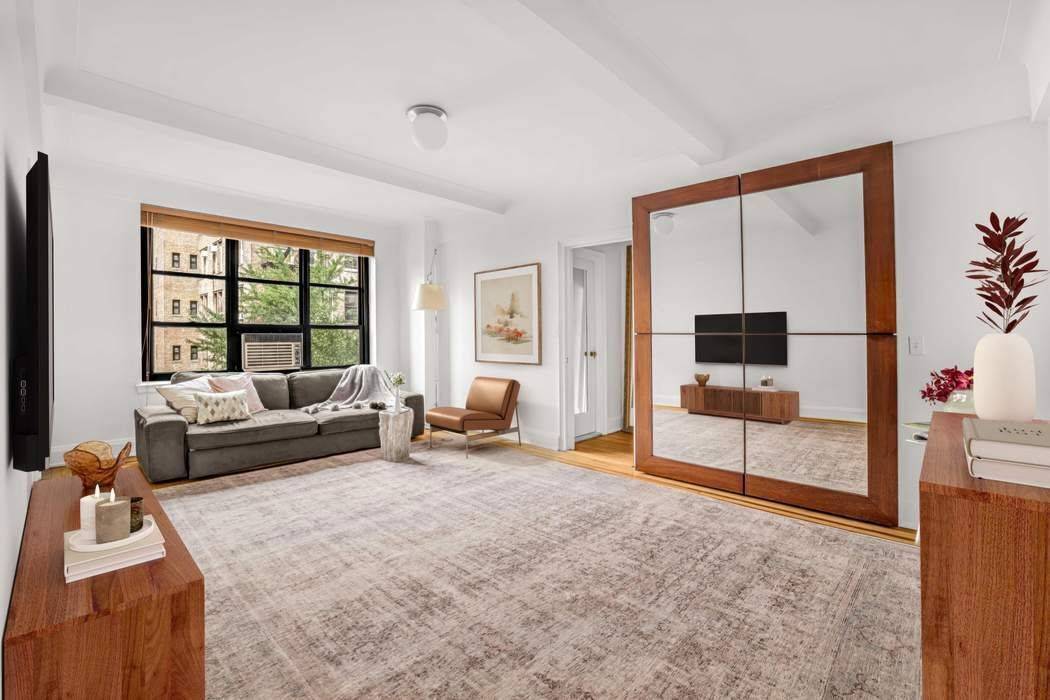 BEST IN CLASS Studio in Gramercy House Incomparable garden views from this high floor, most sought after B Line studio in Gramercy House is like no other.