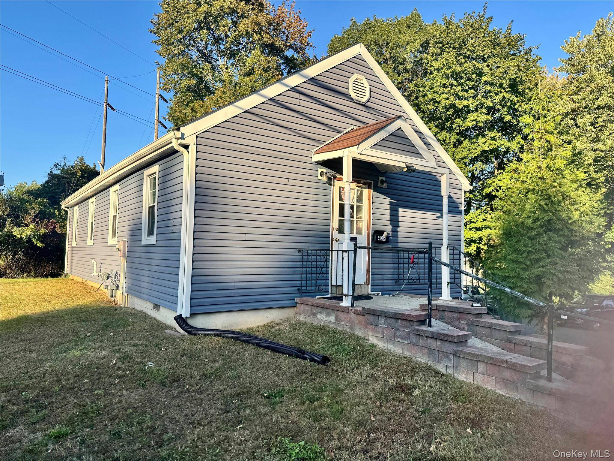 HUGE PRICE DROP ! Motivated seller !