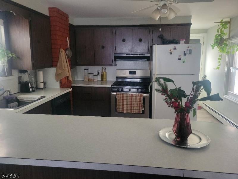 Ironbound section tenant month to month paying 2, 800.