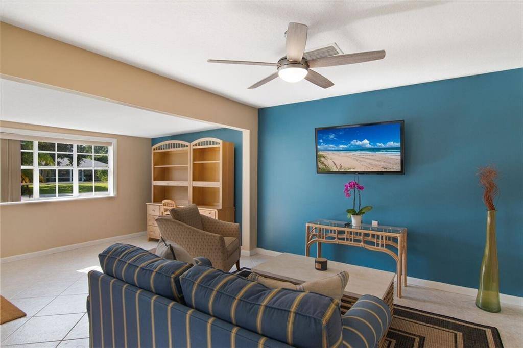 LOCATION LOCATION LOCATION Great ROCK RIDGE neighborhood, CBS Home Located a stone's throw from the beach Intracoastal, and a bike ride to the ocean approx.