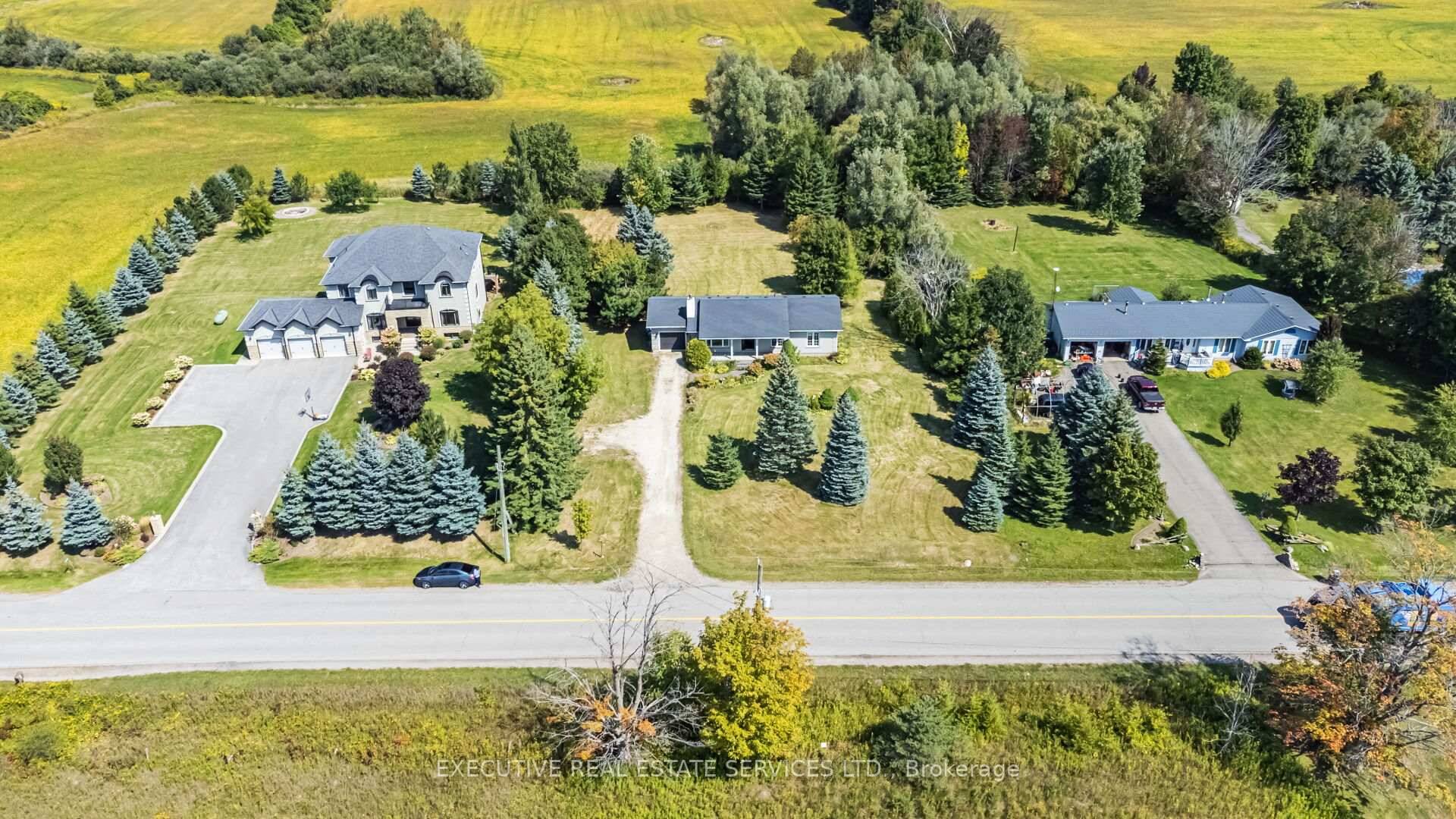 Welcome to STUNNING 18819 Kennedy Road !
