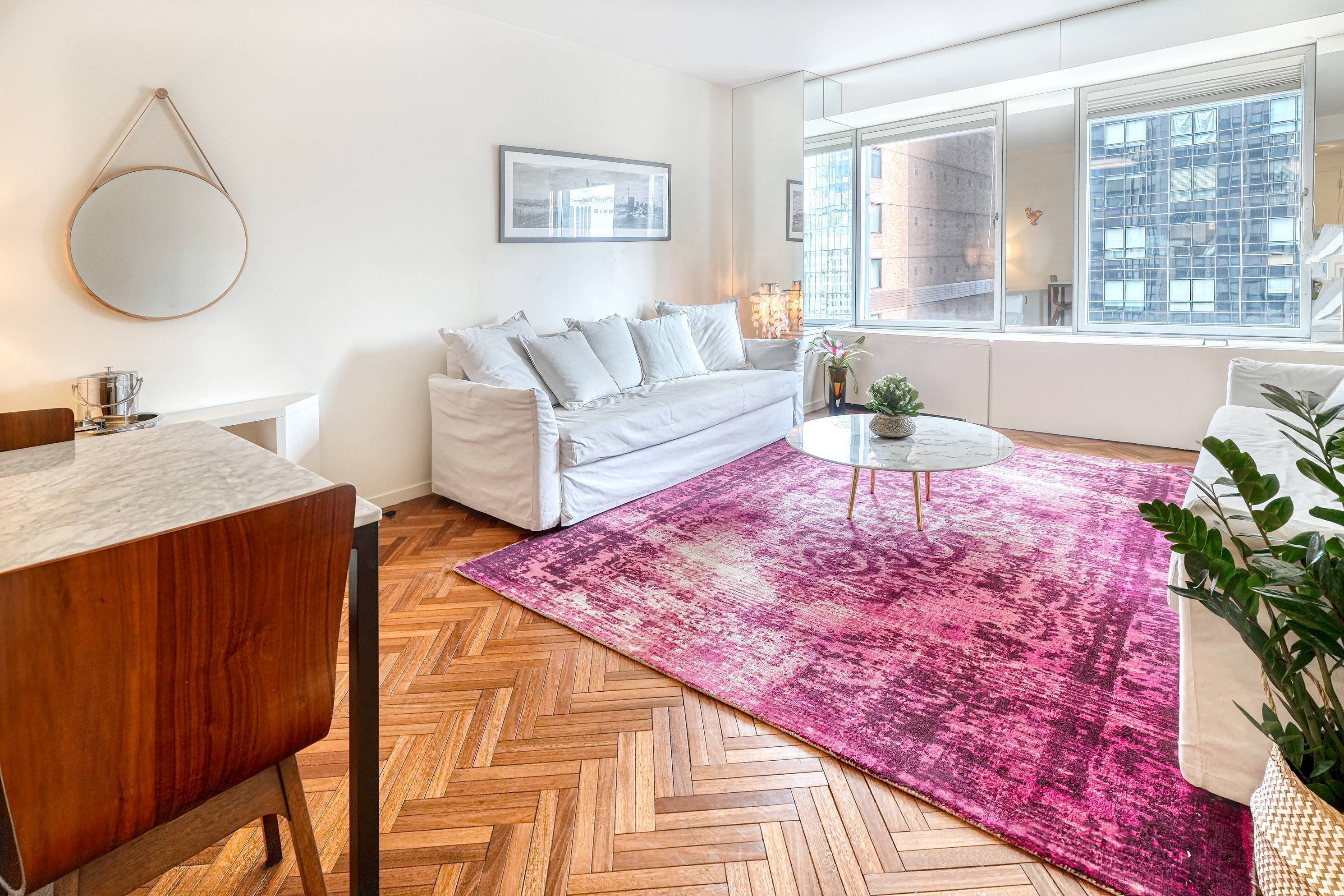 Welcome to Residence 3104 at CitySpire a luminous, north facing one bedroom soaring high above the city on the 31st floor.