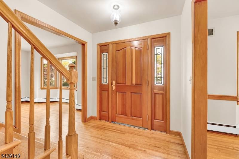 A great opportunity to live in a sought after town as Westfield with conveniences like proximity to NYC Transportation, schools and Center of Town's bustling activities.