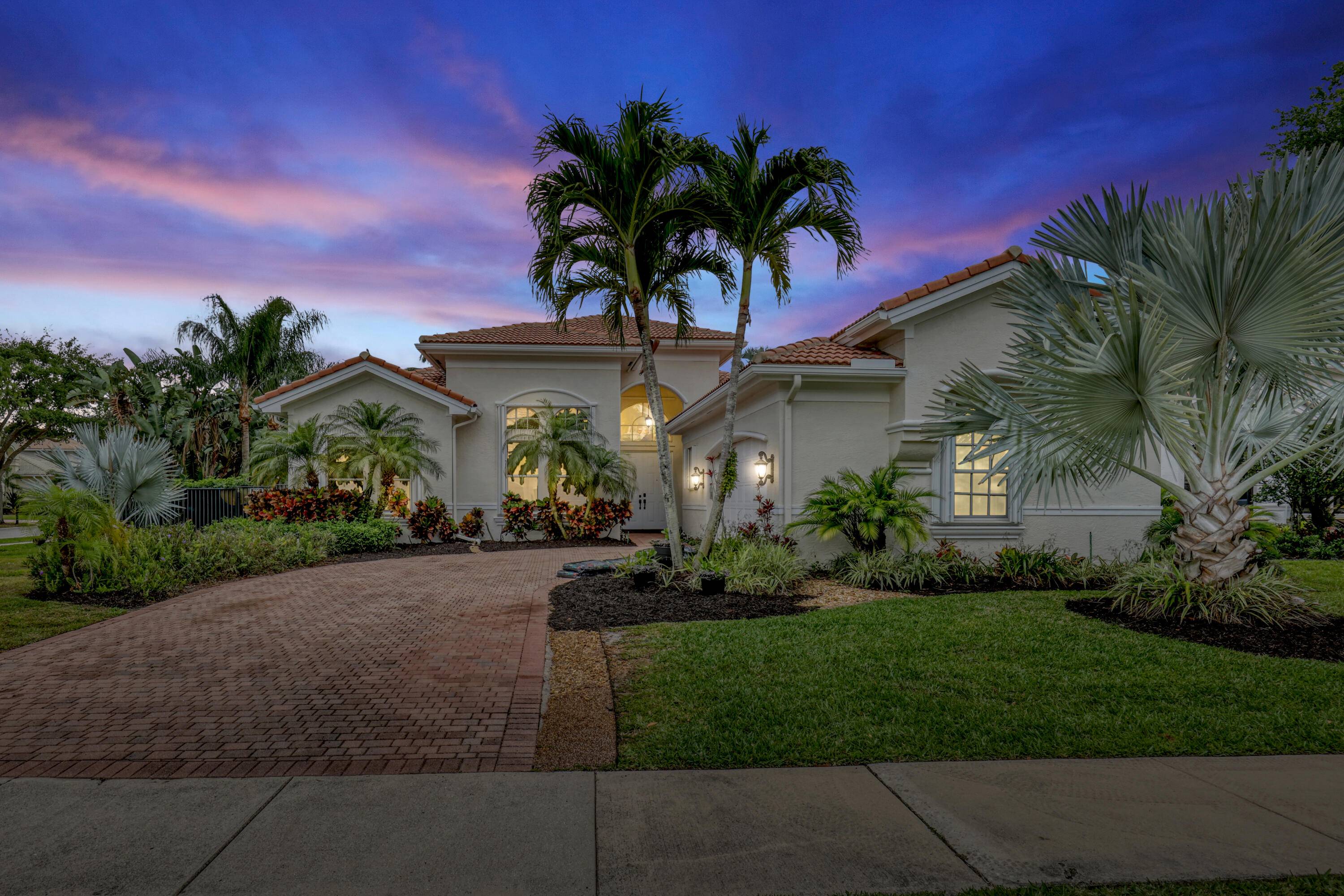 Welcome to paradise ! Being offered for the first time, this single story Sienna model 5 3 2 pool home has everything you could want.