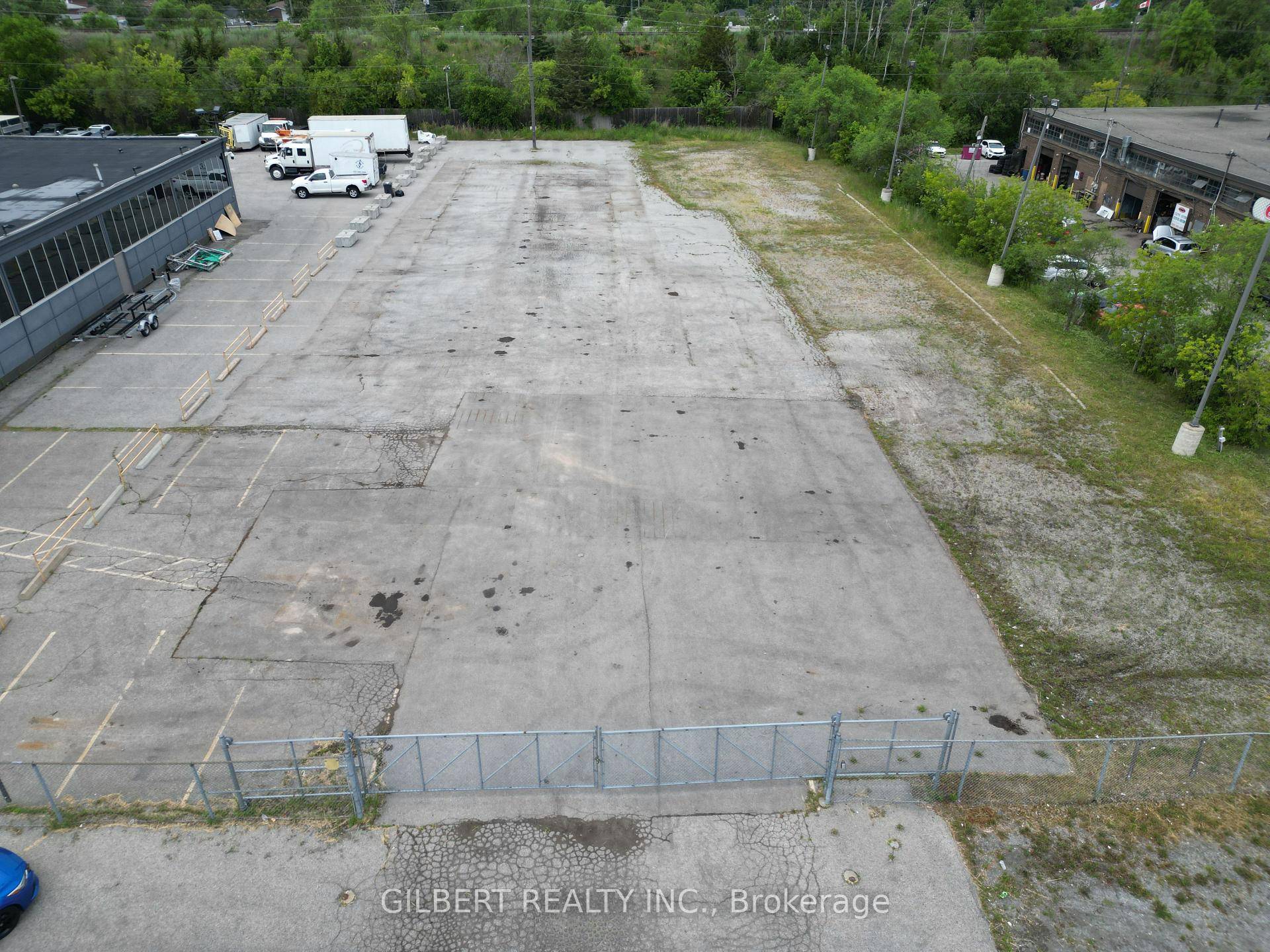 Approximately 1 acre of land for lease in the heart of Thornhill.
