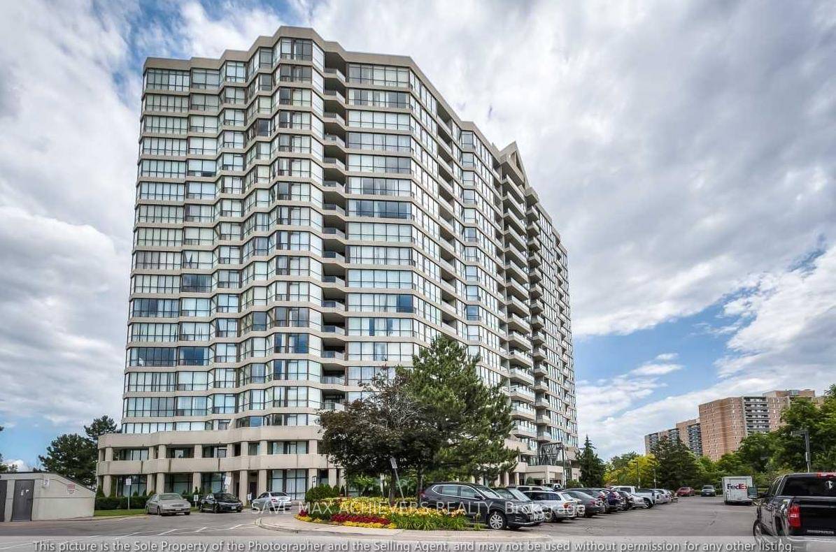 A fully private corner and a generously spacious amp ; stunning one of a kind suite a truly absolutely beautiful luxury apartment one level from the top with one of ...