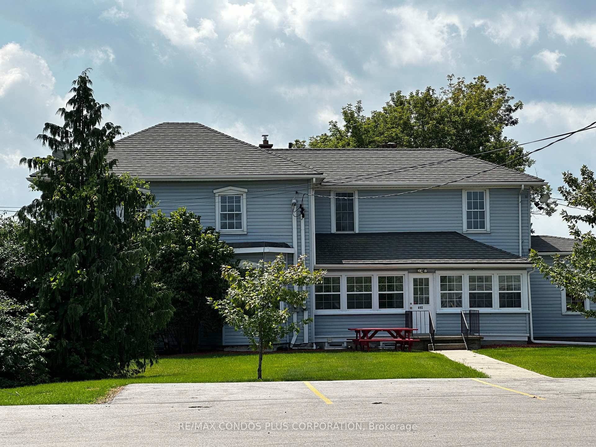 Rare Investment Opportunity In The Heart Of Niagara On The Lakes Wine Country !