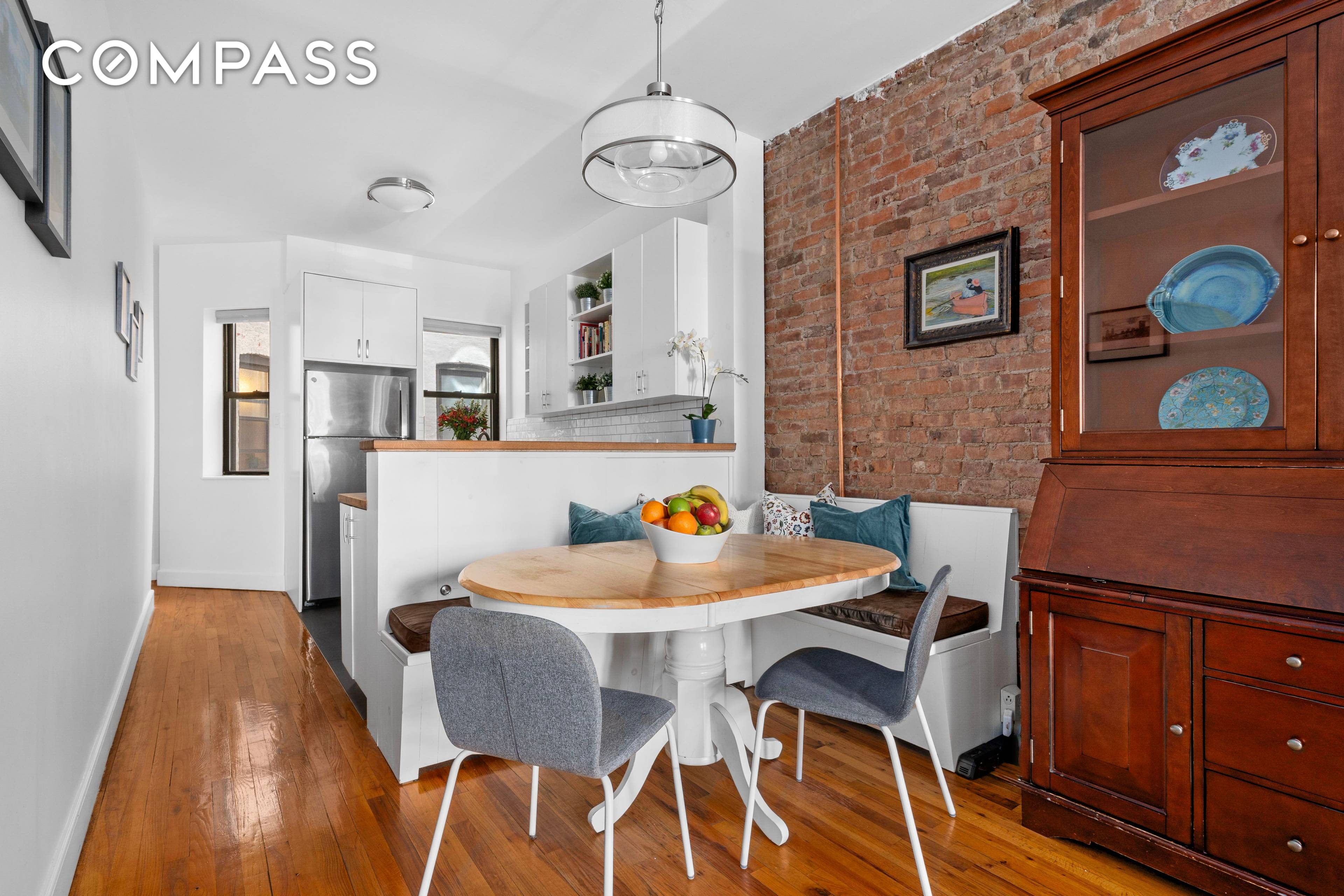 This 2 bedroom, 1. 5 bath duplex apartment with private garden is available for the first time in over 15 years.
