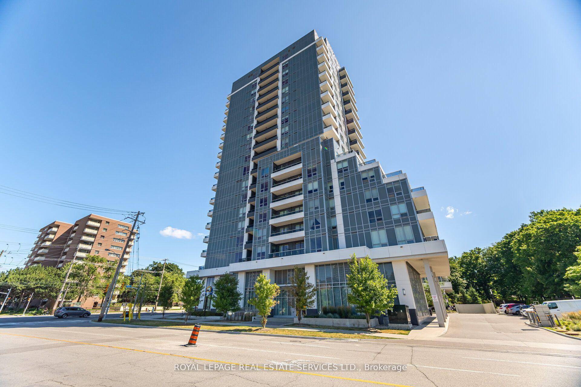 Experience luxury living in this sun filled 3 bedroom den suite at Wish Condos.