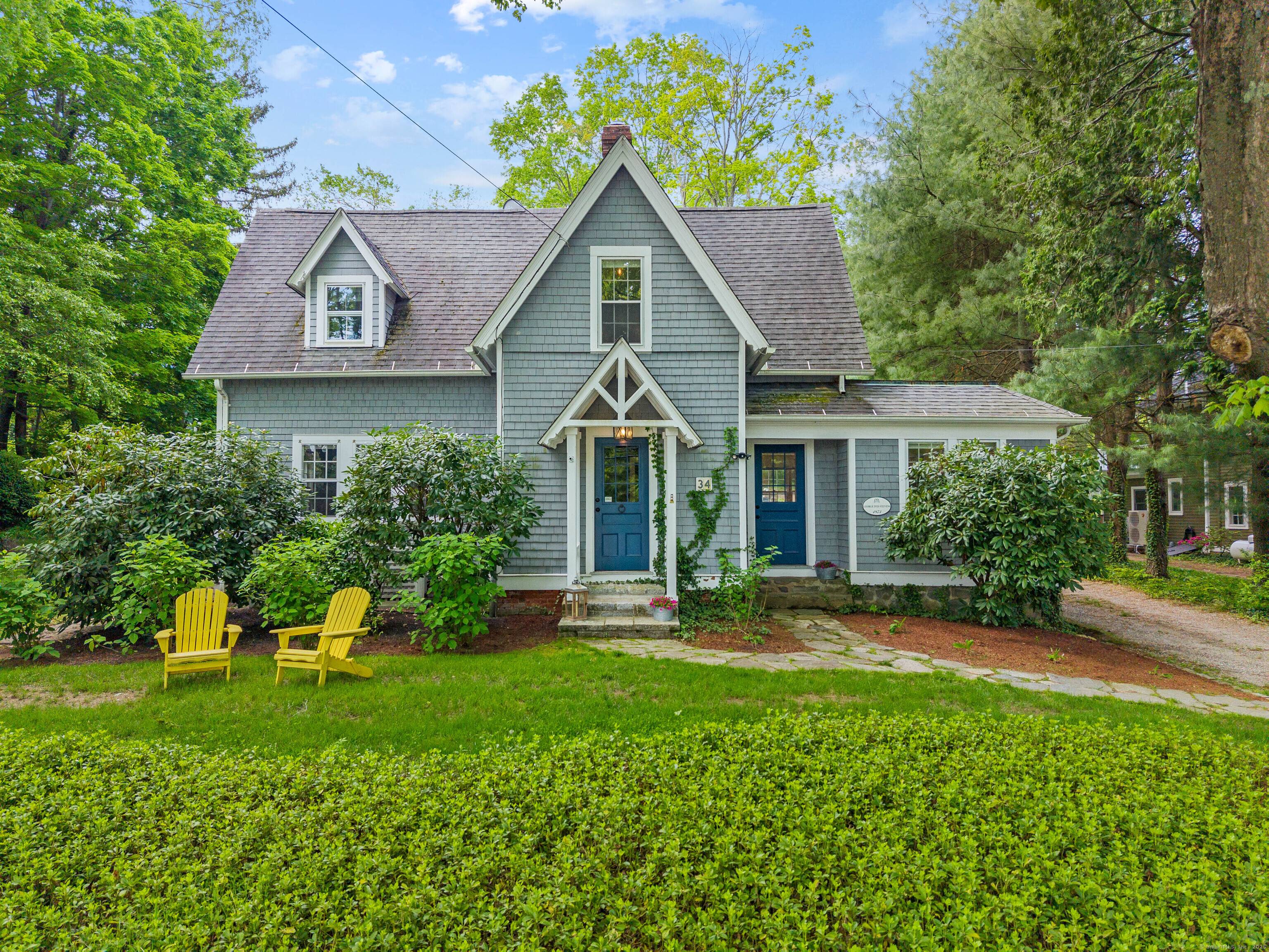 Prime location in the heart of Essex village.