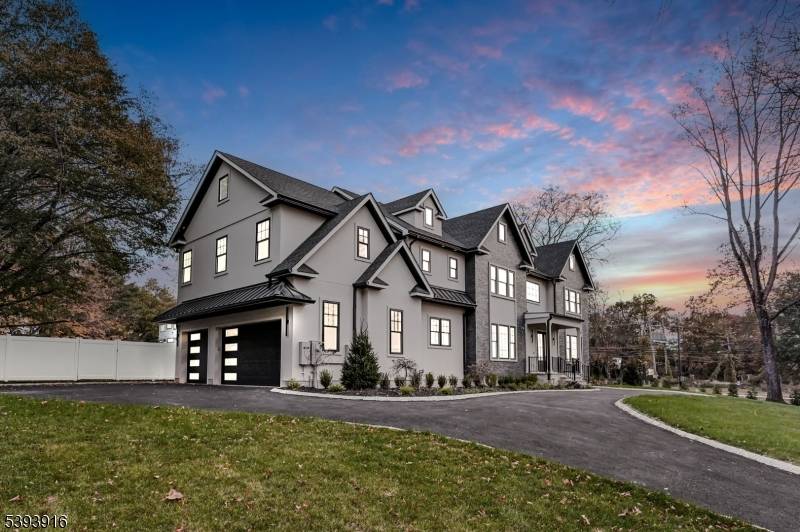 Experience luxury living in this spectacular 6 bed, 6.