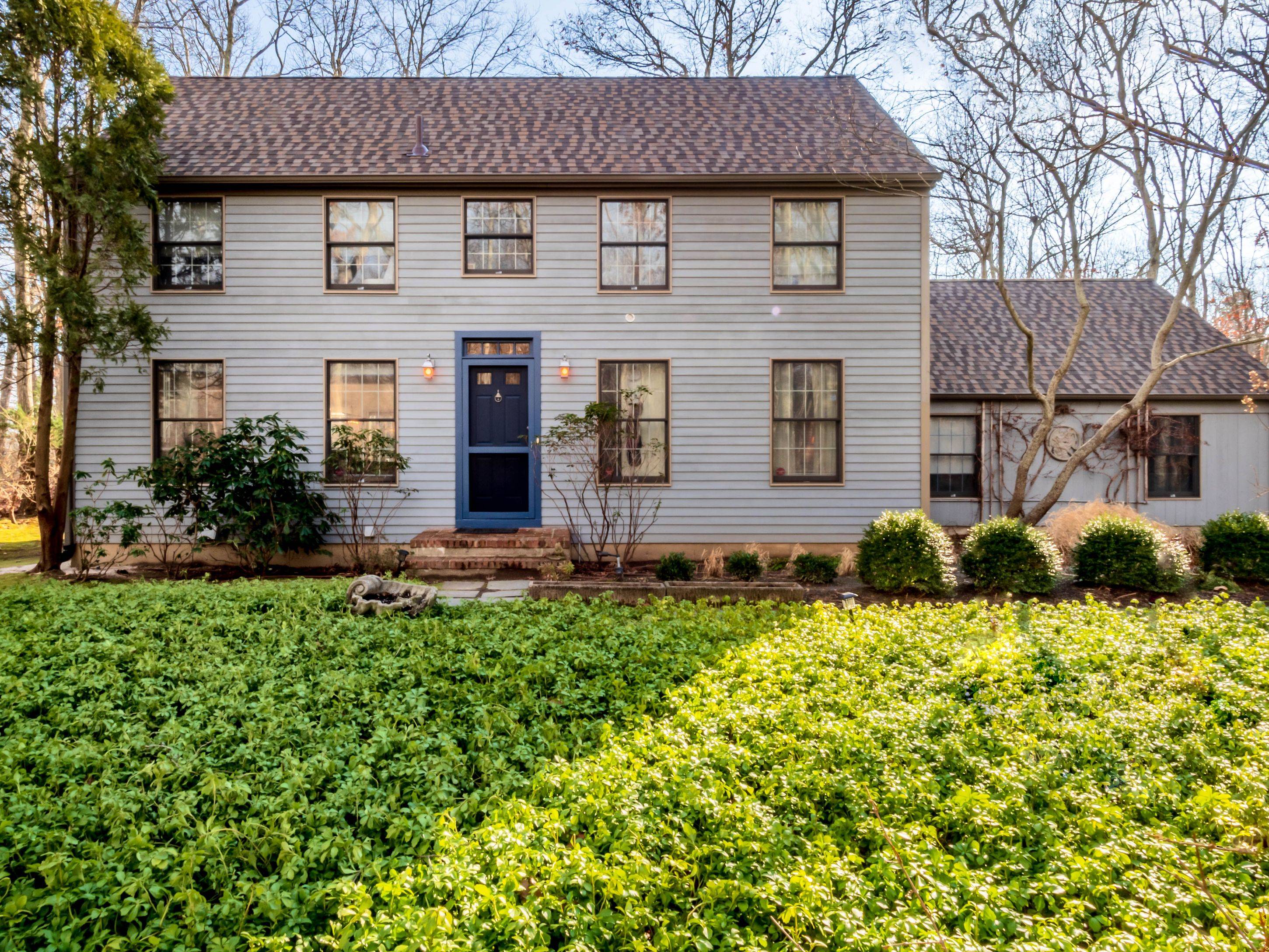 Sagaponack 4 Bed Pristine Saltbox With Pool